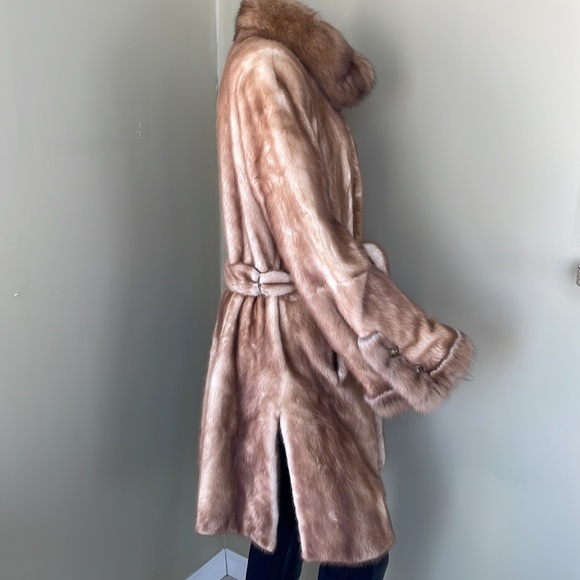 Fur Mink Coat  Mustela Visone Made in Italy Size L  Excellent! - Picture 3 of 16